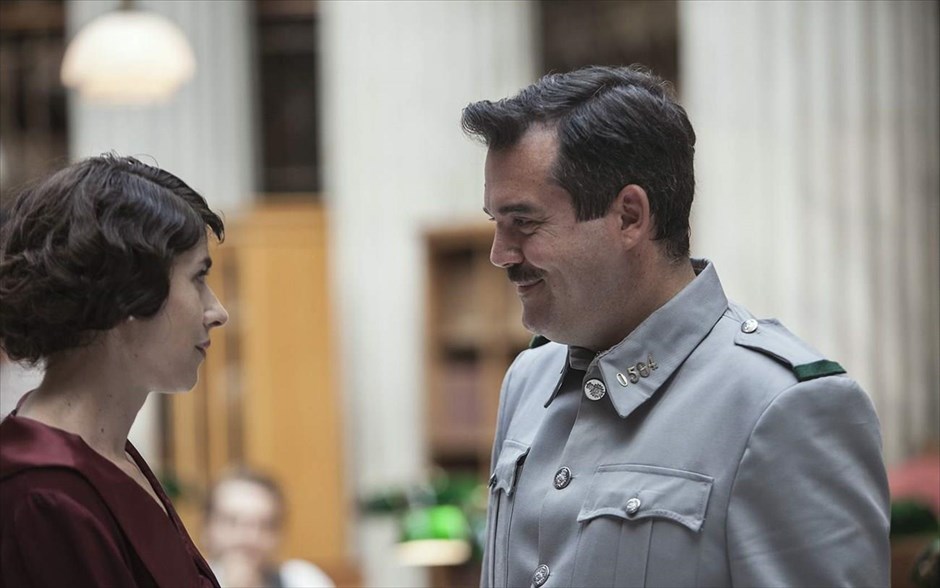 «Ευτυχία». Στο βιογραφικό δράμα του Άγγελου Φραντζή, παρουσιάζεται η ζωή της Ευτυχίας Παπαγιαννοπούλου, από τον ξεριζωμό στη Σμύρνη μέχρι την καταξίωσή της, τα ανομολόγητα πάθη της και τη γεμάτη δοκιμασίες ζωή της.&nbsp;