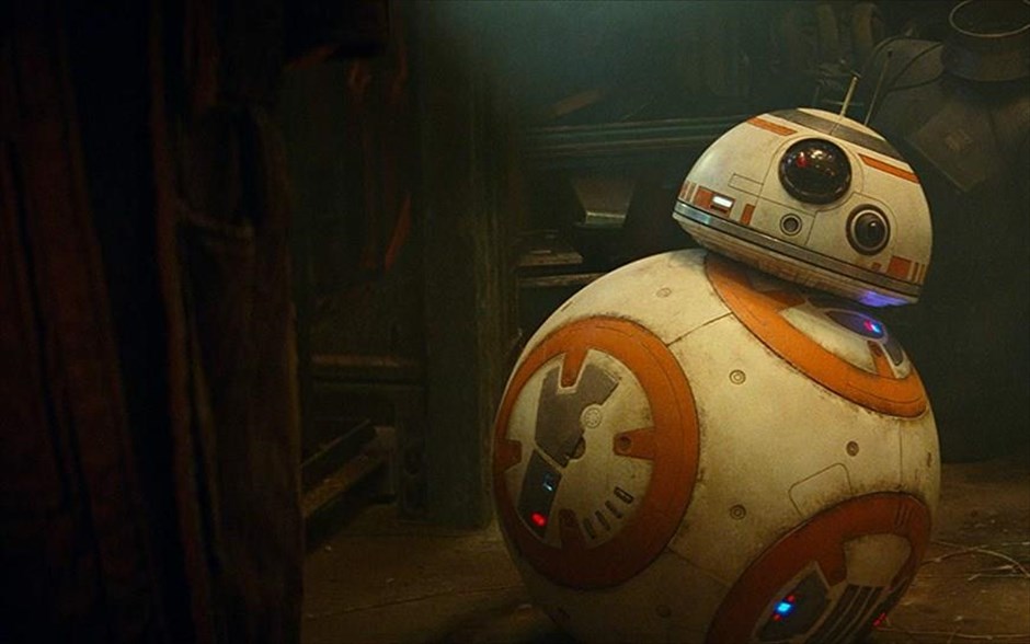 «Star Wars: Skywalker - Η Άνοδος». Η ιστορία μιας ολόκληρης γενιάς φτάνει στο τέλος της. Τo τελευταίο κεφάλαιο της νέας τριλογίας του «Πολέμου των Άστρων», που ξεκίνησε με τον Τζέι Τζέι Έιμπραμς, ολοκληρώνεται με τον ίδιο πίσω από την κάμερα.