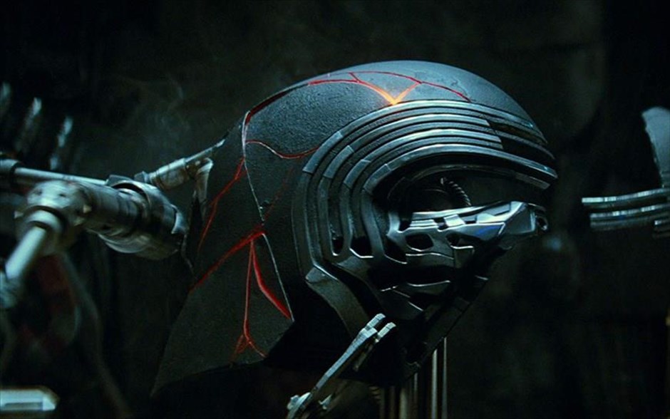 «Star Wars: Skywalker - Η Άνοδος». Η ιστορία μιας ολόκληρης γενιάς φτάνει στο τέλος της. Τo τελευταίο κεφάλαιο της νέας τριλογίας του «Πολέμου των Άστρων», που ξεκίνησε με τον Τζέι Τζέι Έιμπραμς, ολοκληρώνεται με τον ίδιο πίσω από την κάμερα.