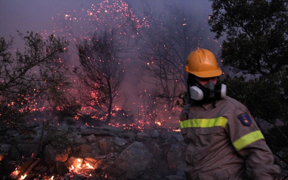 POY  2019. Κατάσβεση φωτιάς στον Υμηττό, Αθήνα, 12 Αυγούστου 2019