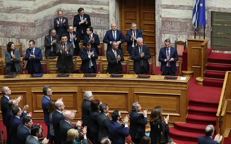 Σακελλαροπούλου- ψηφοφορία- Βουλή. 
