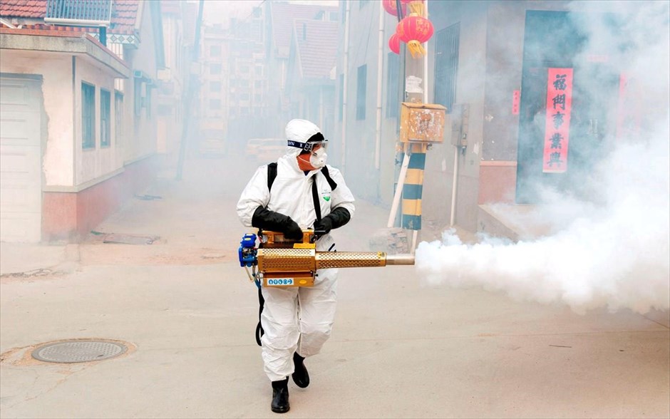 January Best . 29 Ιανουαρίου 2020: Εργασίες απολύμανσης στην κινεζική επαρχία Σαντόνγκ καθώς εξαπλώνεται η επιδημία του κοροναϊού. 
