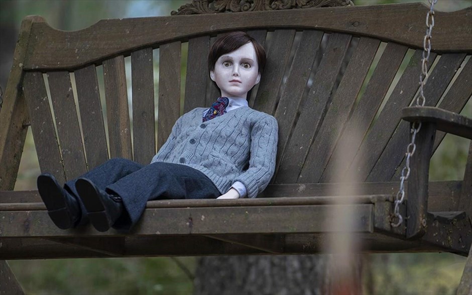 Brahms: The Boy II. Στην ταινία τρόμου του Γουίλιαμ Μπρεντ Μπελ, με πρωταγωνίστρια την Κέιτι Χολμς, μια νέα οικογένεια, μετακομίζει στην έπαυλη Χίλσαϊρ, δίχως να γνωρίζει την ανατριχιαστική της ιστορία.
&nbsp;