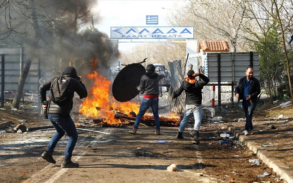 February best. 29 Φεβρουαρίου 2020: Επεισόδια σημειώνονται&nbsp;στις Καστανιές,στα σύνορα Τουρκίας Ελλάδας στoν Έβρο, όπου αυξάνονται οι ροές μεταναστών και προσφύγων.&nbsp;