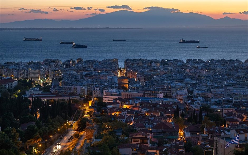 POY 2020. Θέα της Θεσσαλονίκης από τον Πύργο Τριγωνίου κατά την διάρκεια του ηλιοβασιλέματος