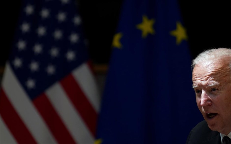 Σύνοδος κορυφής ΗΠΑ-ΕΕ. Ο Πρόεδρος των ΗΠΑ Τζό Μπάιντεν κατά τη διάρκεια της συνόδου κορυφής ΕΕ-ΗΠΑ στις Βρυξέλλες, στο Βέλγιο
