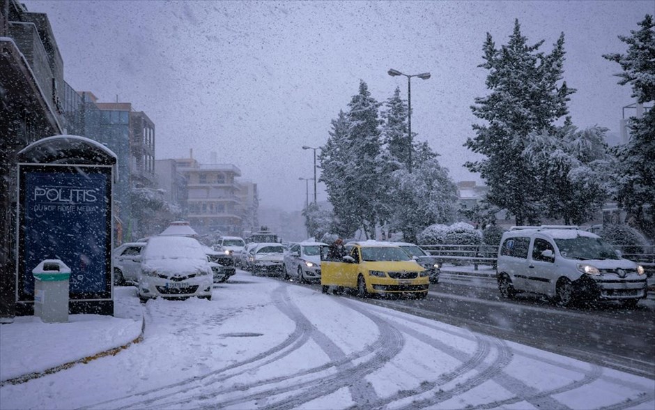 Χιονόπτωση - Αθήνα. 