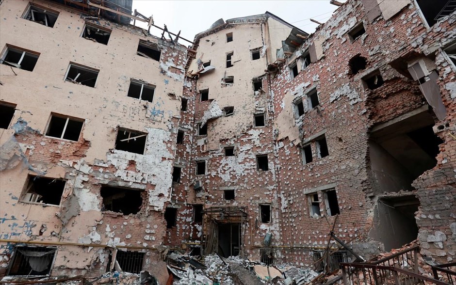 ΚΙΕΒΟ-ΡΩΣΙΑ-ΕΙΣΒΟΛΗ-ΟΥΚΡΑΝΙΑ -A view shows a residential building destroyed by recent shelling in Irpin. 