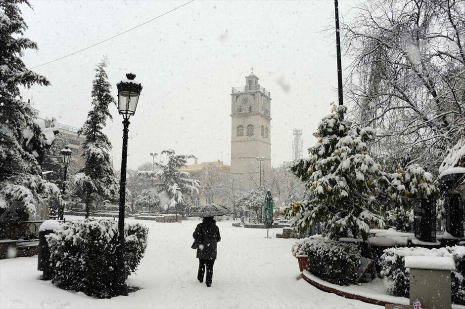 Βαρυχειμωνιά σε βόρεια Ευρώπη και Βαλκάνια #13. Χειμωνιάτικο είναι το σκηνικό του καιρού με έντονη χιονόπτωση στην Κοζάνη και στη Βόρεια Ελλάδα.