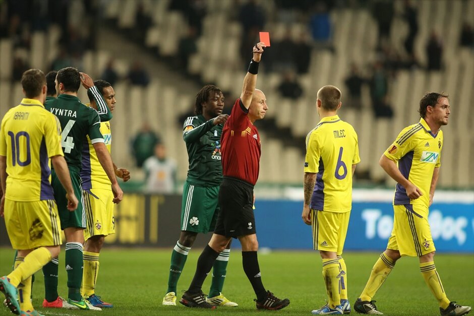 Europa League: Παναθηναϊκός - Μάριμπορ 1-0 #20. Μέ δέκα παίκτες μένουν οι Σλοβένοι λόγω της αποβολής του Μέλιατς στο 45ο λεπτό.
