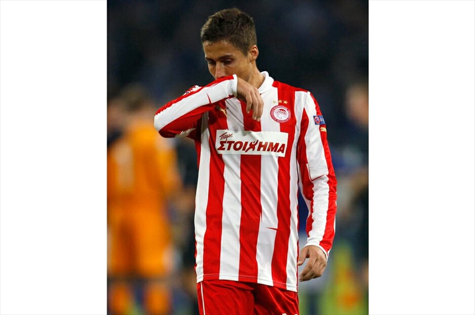 Champions League: Σάλκε - Ολυμπιακός 1-0 #3. Απογοήτευση και για τον Νταβίντ Φουστέρ. REUTERS/INA FASSBENDER