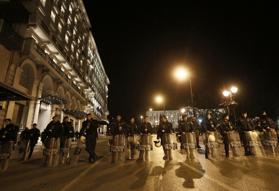 Συγκέντρωση διαμαρτυρίας ΓΣΕΕ- ΑΔΕΔΥ στο Σύνταγμα ενάντια στον Προϋπολογισμό #6. 