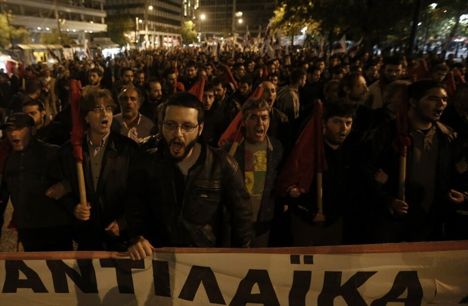 Συγκέντρωση διαμαρτυρίας ΓΣΕΕ- ΑΔΕΔΥ στο Σύνταγμα ενάντια στον Προϋπολογισμό #7. 