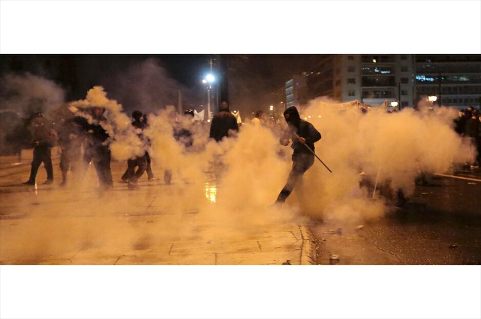 Επεισόδια στο κέντρο της Αθήνας #25. REUTERS/COSTAS BALTAS