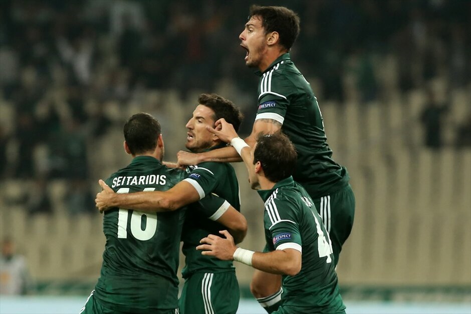 Europa League: Παναθηναϊκός - Λάτσιο 1-1 #1. Οι παίκτες του Παναθηναϊκού πανηγυρίζουν το γκολ της ισοφάρισης.