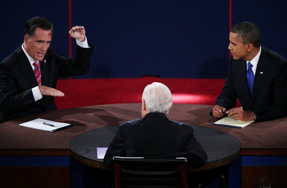 Προεδρικές Εκλογές ΗΠΑ: Η τρίτη και τελευταία τηλεμαχία #9. Κέρδισε τις εντυπώσεις ο Μπαράκ Ομπάμα έναντι του Μιτ Ρόμνεϊ στην τρίτη και τελευταία τηλεμαχία για την προεδρία των ΗΠΑ, η οποία διεξήχθη τα ξημερώματα ώρα Ελλάδας στη Φλόριντα των ΗΠΑ και επικεντρώθηκε σε θέματα εξωτερικής πολιτικής. Σύμφωνα με το CNN, o αμερικανός πρόεδρος επικράτησε με ποσοστό 48% έναντι 43% του Ρεπουμπλικανού αντιπάλου του. Ο Μιτ Ρόμνεϊ δεν παρέλειψε να αναφερθεί και σε αυτό το ντιμπέιτ, στην Ελλάδα.