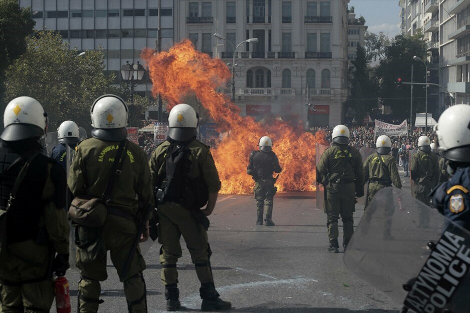 Επεισόδια στο Σύνταγμα  #15. 