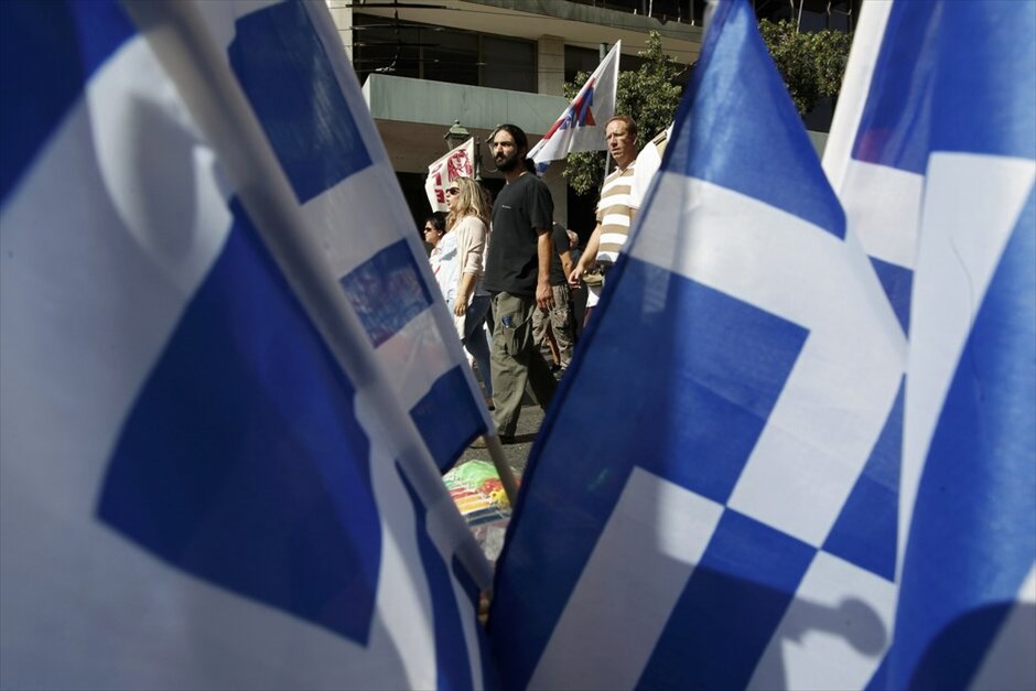 Απεργιακές διαδηλώσεις στο κέντρο της Αθήνας #26. Συγκέντρωση του ΠΑΜΕ στην Ομόνοια και πορεία προς τη Βουλή.