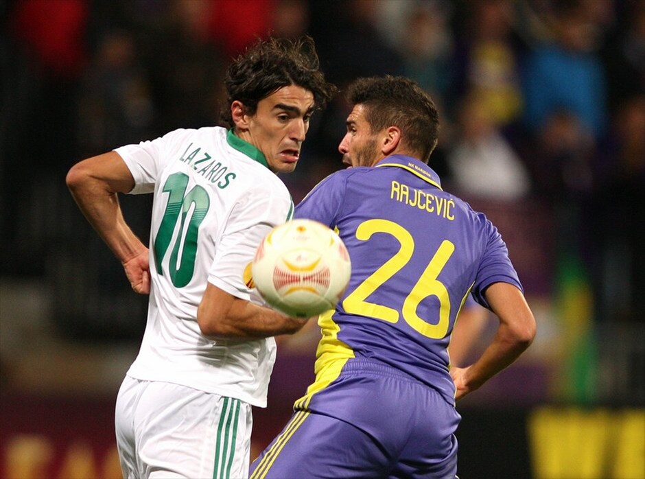 Europa League: Μάριμπορ - Παναθηναϊκός 3-0 #6. Ο Λάζαρος Χριστοδουλόπουλος με τον Αλεξάνταρ Ραΐτσεβιτς σε φάση του αγώνα.