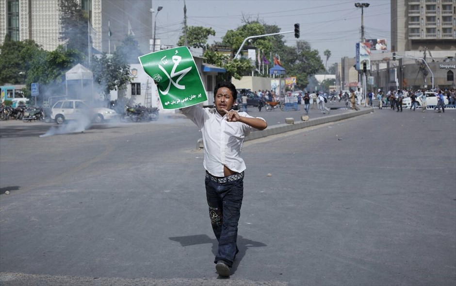 Μουσουλμανικός κόσμος: Εντείνονται οι εκδηλώσεις οργής κατά της ταινίας  #54. Καράτσι - Πακιστάν.