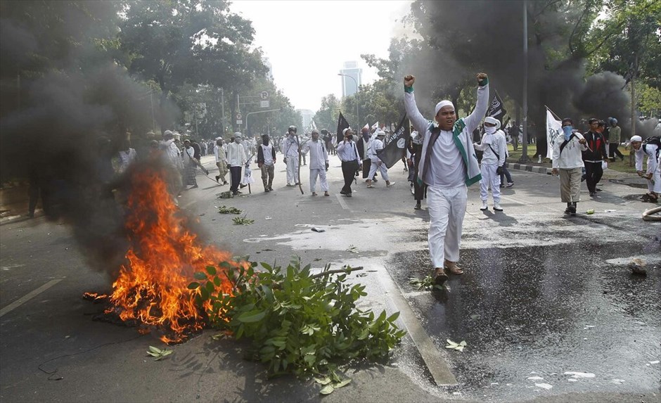 Μουσουλμανικός κόσμος: Εντείνονται οι εκδηλώσεις οργής κατά της ταινίας  #82. Τζακάρτα - Ινδονησία.