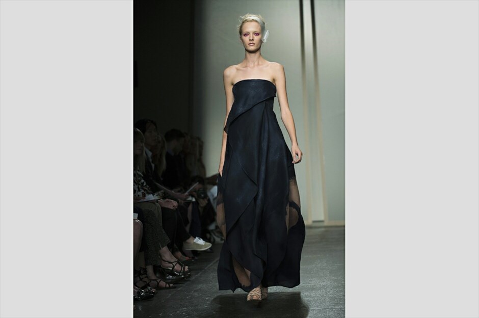 Νέα Υόρκη - Εβδομάδα Μόδας - Donna Karan #9. Στιγμιότυπα από την επίδειξη της συλλογής Ανοιξη–Καλοκαίρι 2013 του οίκου Donna Karan, στην Εβδομάδα Μόδας της Νέας Υόρκης.