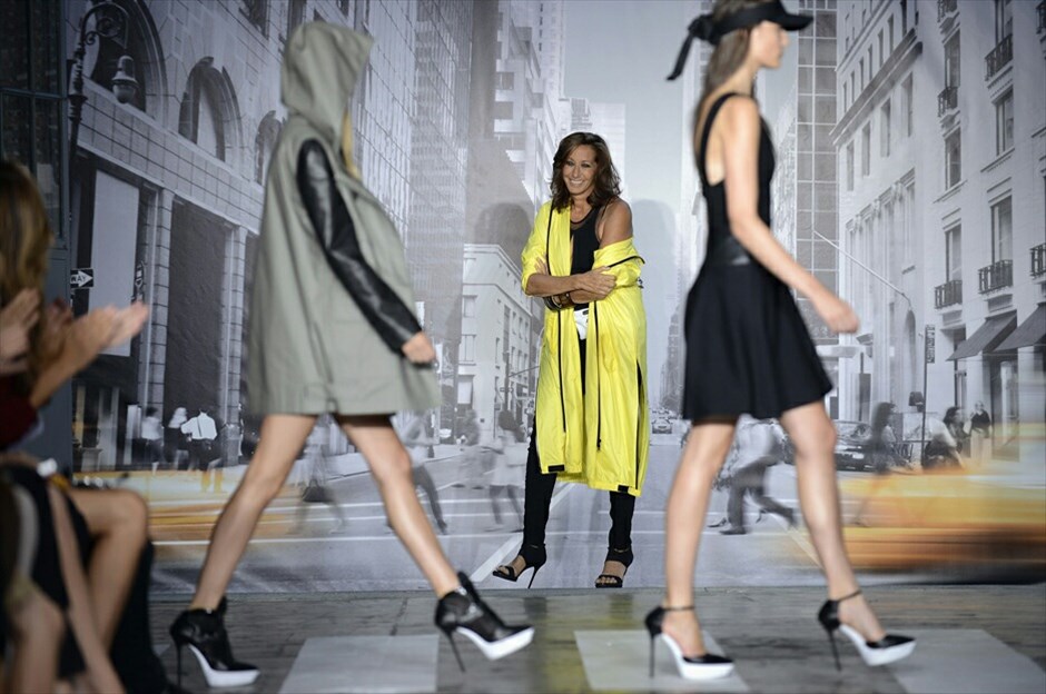 Νέα Υόρκη - Εβδομάδα Μόδας - Donna Karan #10. Στιγμιότυπα από την επίδειξη της συλλογής Ανοιξη–Καλοκαίρι 2013 του οίκου Donna Karan, στην Εβδομάδα Μόδας της Νέας Υόρκης.