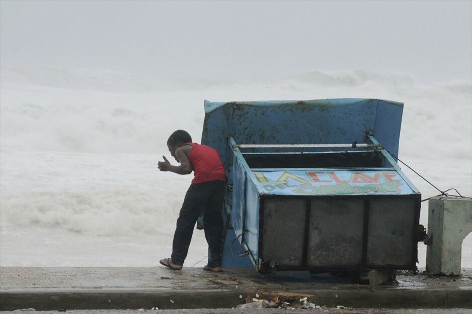 Το πέρασμα της τροπικής καταιγίδας Ισαάκ από την Καραϊβική και τον Κόλπο του Μεξικού #23. Μπαραχόνα - Δομινικανή Δημοκρατία.