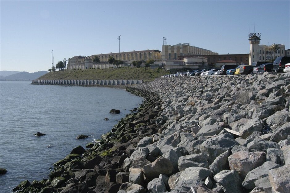 ΗΠΑ: Οι φυλακές του Σαν Κουέντιν #1. Η φωτογράφος Λούσι Νίκολσον κατάφερε να αποκτήσει πρόσβαση στις φυλακές του Σαν Κουέντιν, το παλαιότερο σωφρονιστικό ίδρυμα της Καλιφόρνια, το οποίο διαθέτει και το μοναδικό θάλαμο αερίων της Πολιτείας.