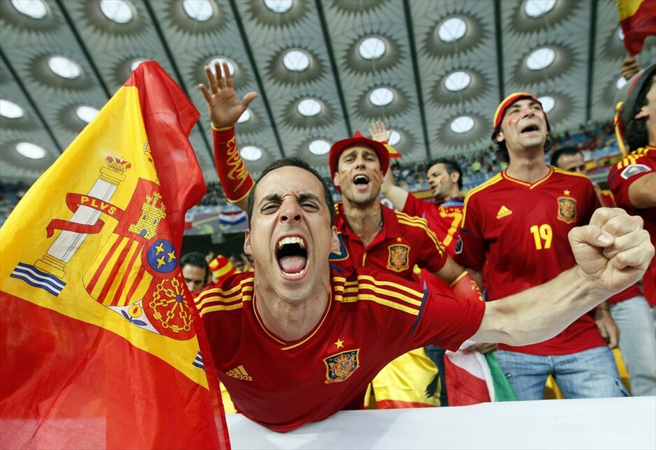 Euro 2012 - Τελικός: Οι φίλαθλοι των δύο ομάδων #17. 