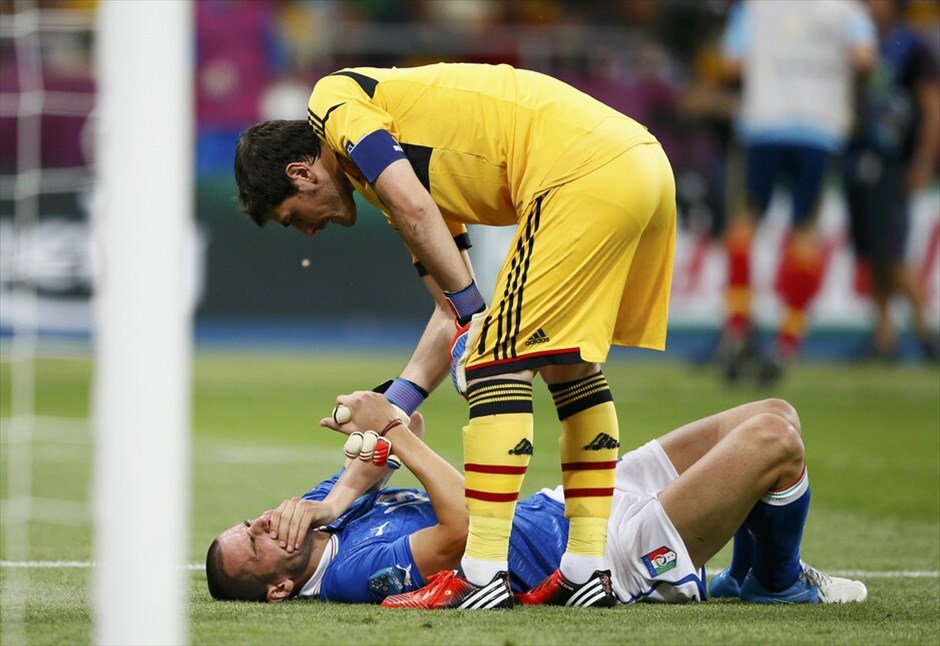 Euro 2012 Τελικός - Ισπανία - Ιταλία (4-0)  #20. Η Ισπανία διατήρησε τον τίτλο της πρωταθλήτριας Ευρώπης, που είχε κατακτήσει το 2008, «διασύροντας» την Ιταλία στον τελικό του Ευρωπαϊκού Πρωταθλήματος 2012 με 4-0 (4΄ Σίλβα, 41΄ Aλμπα, 84΄ Τόρες, 88΄ Μάτα), στο στάδιο «Ολιμπίσκι» του Κιέβου.