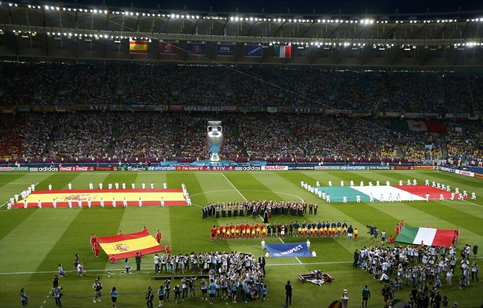 Euro 2012 Τελικός - Ισπανία - Ιταλία (4-0)  #60. Η Ισπανία διατήρησε τον τίτλο της πρωταθλήτριας Ευρώπης, που είχε κατακτήσει το 2008, «διασύροντας» την Ιταλία στον τελικό του Ευρωπαϊκού Πρωταθλήματος 2012 με 4-0 (4΄ Σίλβα, 41΄ Aλμπα, 84΄ Τόρες, 88΄ Μάτα), στο στάδιο «Ολιμπίσκι» του Κιέβου.
