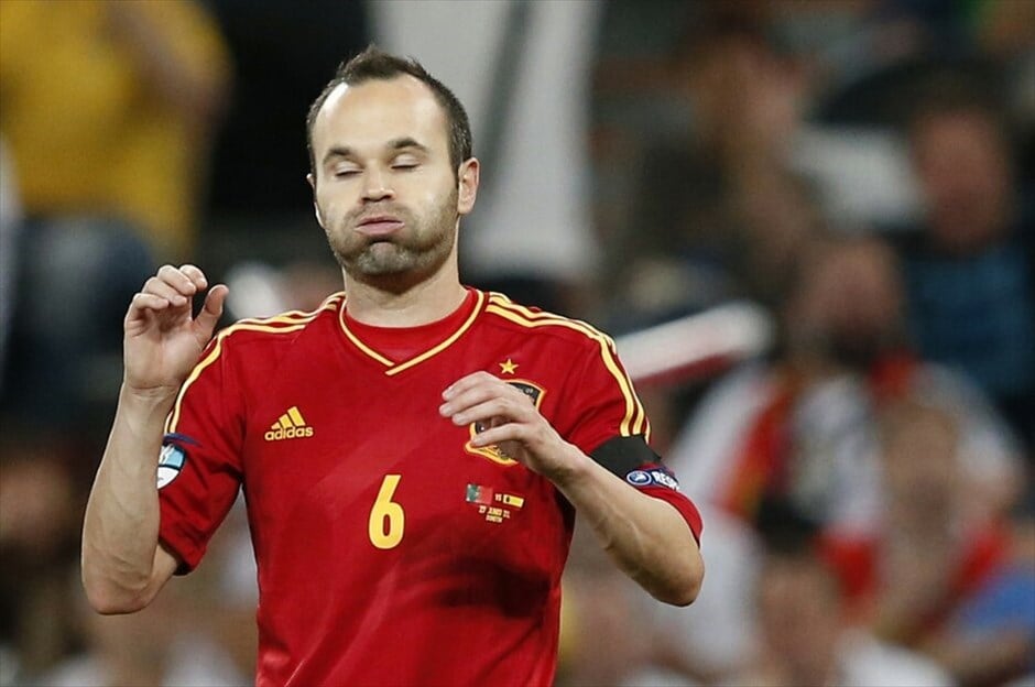 Euro 2012 - Πορτογαλία - Ισπανία (2-4) (κ.α. 0-0) #39. Η Ισπανία προκρίθηκε στον τελικό του Ευρωπαϊκού Πρωταθλήματος 2012, επικρατώντας στη «Ντόνμπας Αρένα» του Ντόνετσκ της Πορτογαλίας με 4-2 στα πέναλτι, μετά το ισόπαλο 0-0 στην κανονική διάρκεια και την παράταση.