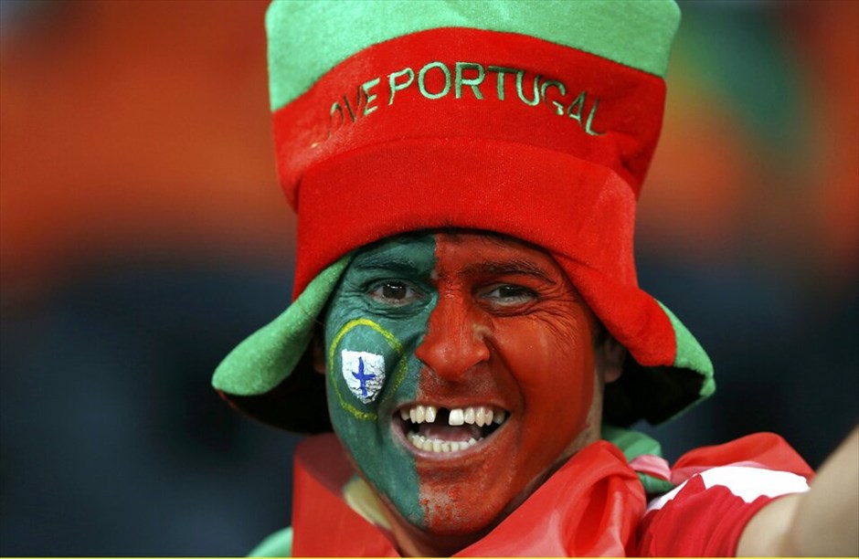 Euro 2012 - Πορτογαλία - Ισπανία (2-4) (κ.α. 0-0) #47. Η Ισπανία προκρίθηκε στον τελικό του Ευρωπαϊκού Πρωταθλήματος 2012, επικρατώντας στη «Ντόνμπας Αρένα» του Ντόνετσκ της Πορτογαλίας με 4-2 στα πέναλτι, μετά το ισόπαλο 0-0 στην κανονική διάρκεια και την παράταση.