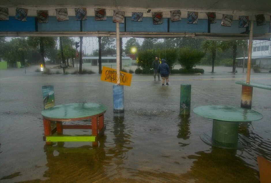 ΗΠΑ: Σαρώνει τη Φλόριδα η τροπική καταιγίδα Ντέμπι #5. 