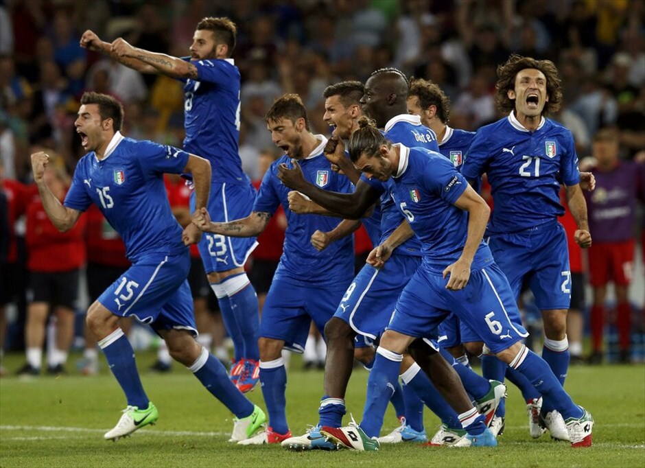 Euro 2012 - Αγγλία - Ιταλία (2-4 στα πέναλτι) (κ.α. 0-0)  #10. Η Ιταλία προκρίθηκε στην ημιτελική φάση του Ευρωπαϊκού Πρωταθλήματος της Πολωνίας/Ουκρανίας, επικρατώντας της Αγγλίας με 4-2 στα πέναλτι, μετά το 0-0 της κανονικής διάρκειας και της παράτασης. Επόμενος αντίπαλος της ομάδας του Πραντέλι είναι η Γερμανία.