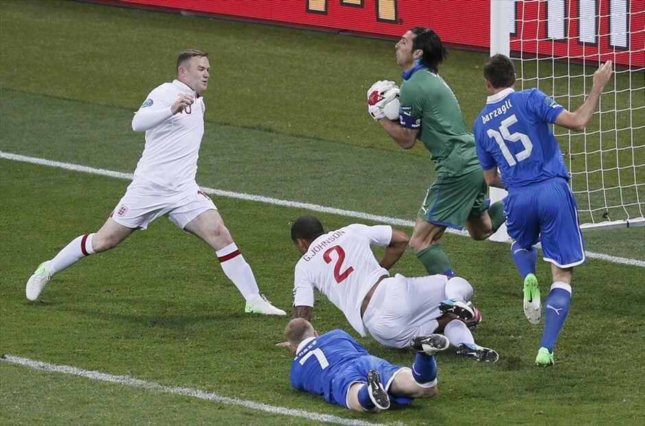 Euro 2012 - Αγγλία - Ιταλία (2-4 στα πέναλτι) (κ.α. 0-0)  #50. Η Ιταλία προκρίθηκε στην ημιτελική φάση του Ευρωπαϊκού Πρωταθλήματος της Πολωνίας/Ουκρανίας, επικρατώντας της Αγγλίας με 4-2 στα πέναλτι, μετά το 0-0 της κανονικής διάρκειας και της παράτασης. Επόμενος αντίπαλος της ομάδας του Πραντέλι είναι η Γερμανία.