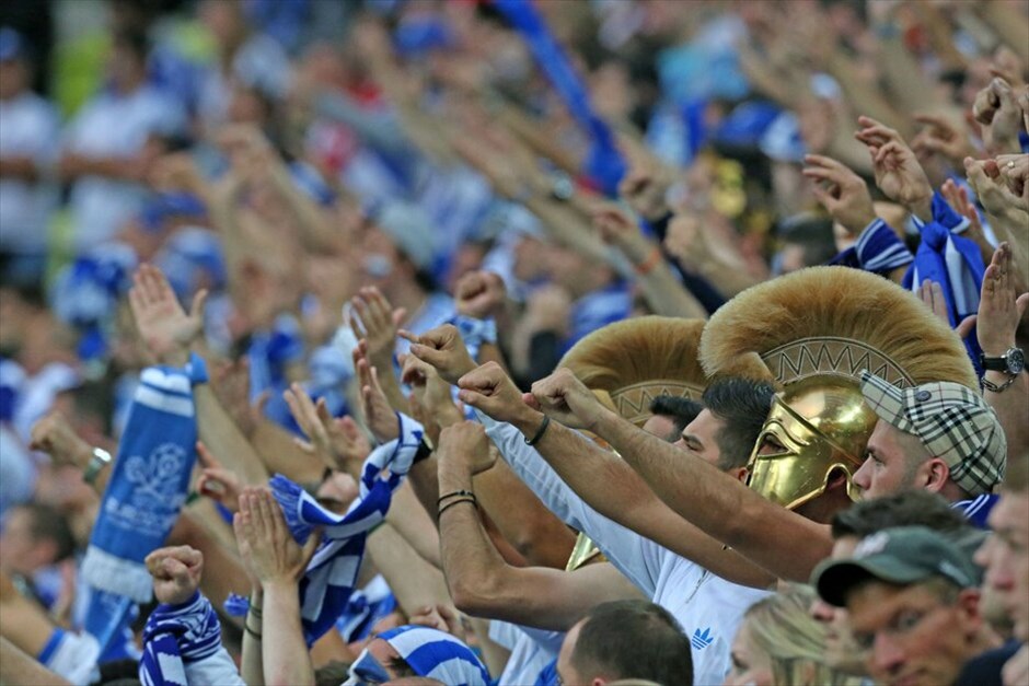 Euro 2012 - Γερμανία - Ελλάδα (4-2) #2. «Αντίο» στο Euro 2012 με ψηλά το κεφάλι είπε η εθνική ομάδα, που ηττήθηκε 4-2 από τη Γερμανία στο δεύτερο προημιτελικό. Πάλεψε όσο μπορούσε η Ελλάδα, αλλά απέναντί της είχε μία πολύ καλύτερη ομάδα.