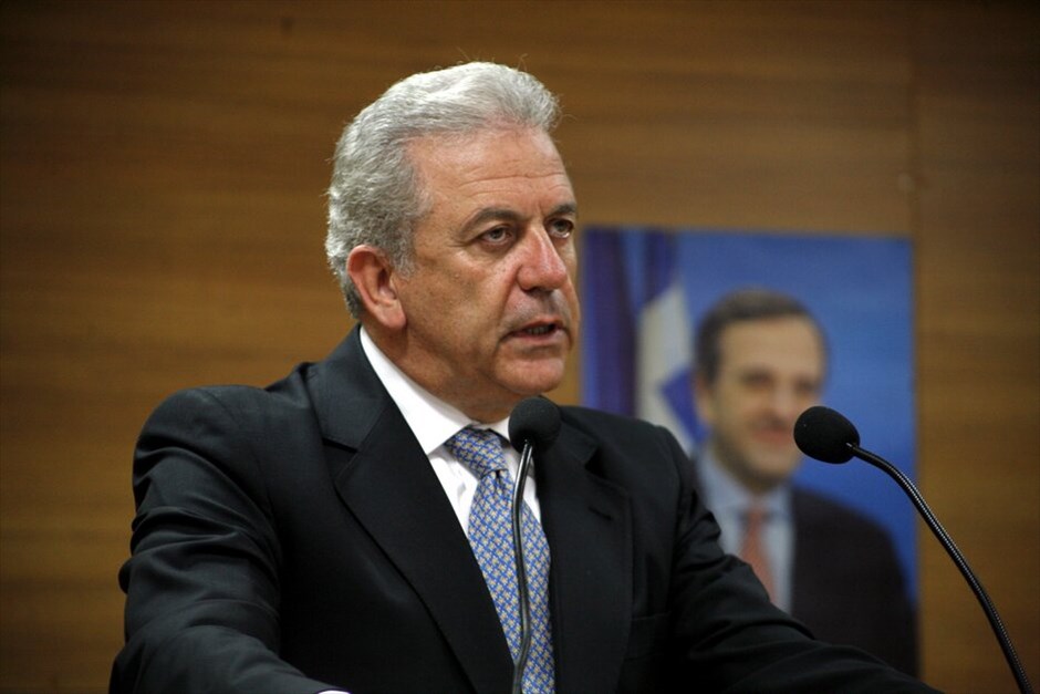 Η σύνθεση της νέας κυβέρνησης #10. Ο υπουργός Εθνικής Αμυνας στην κυβέρνηση Παπαδήμου, βουλευτής Α’ Αθηνών και αντιπρόεδρος της ΝΔ, κ. Δημήτρης Αβραμόπουλος αναλαμβάνει το υπουργείο Εξωτερικών.