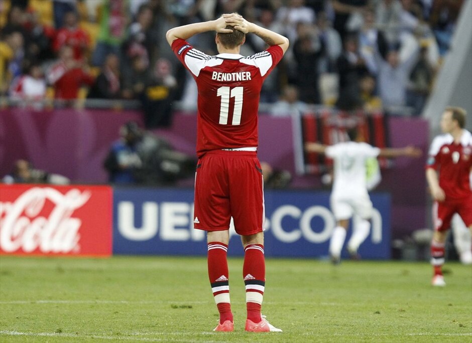 Euro 2012 - Οι δέκα καλύτεροι παίκτες της φάσης των ομίλων #7. Ο Νίκλας Μπέντνερ αποτελεί την εγγύηση για την επίθεση της Δανίας. Ο 24χρονος στράικερ με τις πολύ καλές του εμφανίσεις απέναντι σε Πορτογαλία και Γερμανία, βρίσκεται στην έβδομη θέση της λίστας με βαθμό 9,32. Αξίζει να σημειωθεί ότι απέναντι στην Γερμανία συμπλήρωσε τις 50 εμφανίσεις με το εθνόσημο της Δανίας και για το... γιορτάσει σκόραρε δύο φορές.