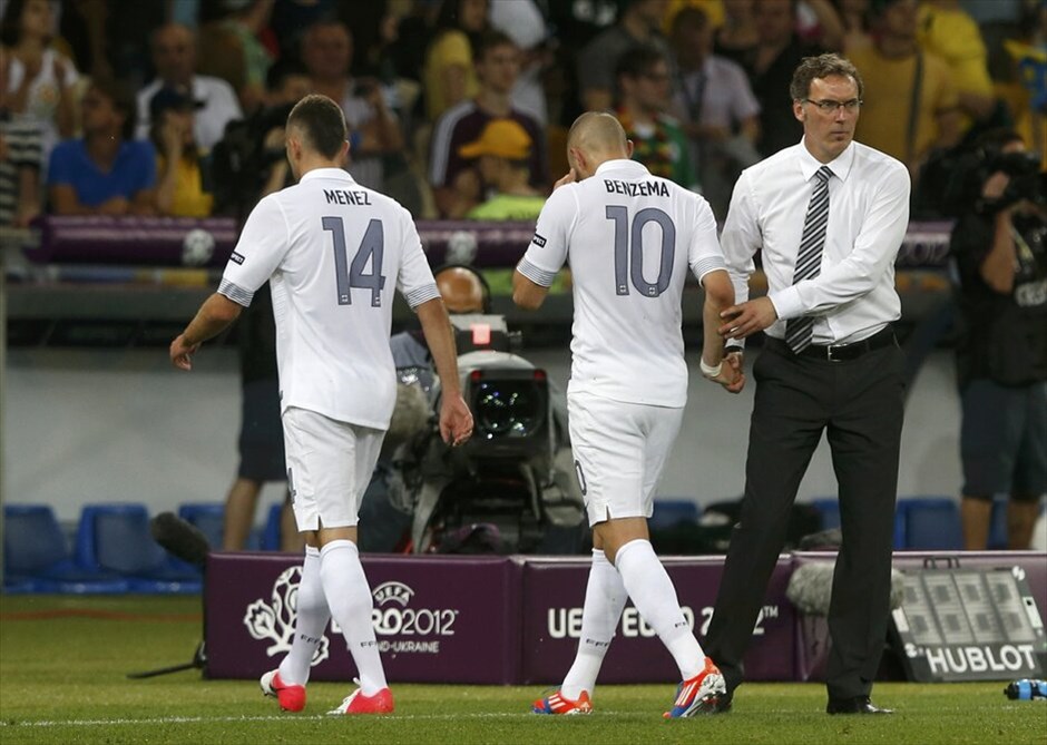 Euro 2012 - Σουηδία - Γαλλία (2-0) #4. Την πρώτη ήττα μετά από 23 αγώνες γνώρισε η Γαλλία από τη Σουηδία στο Δ΄ όμιλο του Euro (2-0), αλλά οι «τρικολόρ» πήραν το εισιτήριο για τους «8».