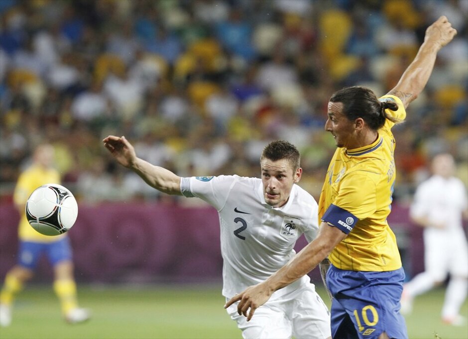 Euro 2012 - Σουηδία - Γαλλία (2-0) #22. Την πρώτη ήττα μετά από 23 αγώνες γνώρισε η Γαλλία από τη Σουηδία στο Δ΄ όμιλο του Euro (2-0), αλλά οι «τρικολόρ» πήραν το εισιτήριο για τους «8».