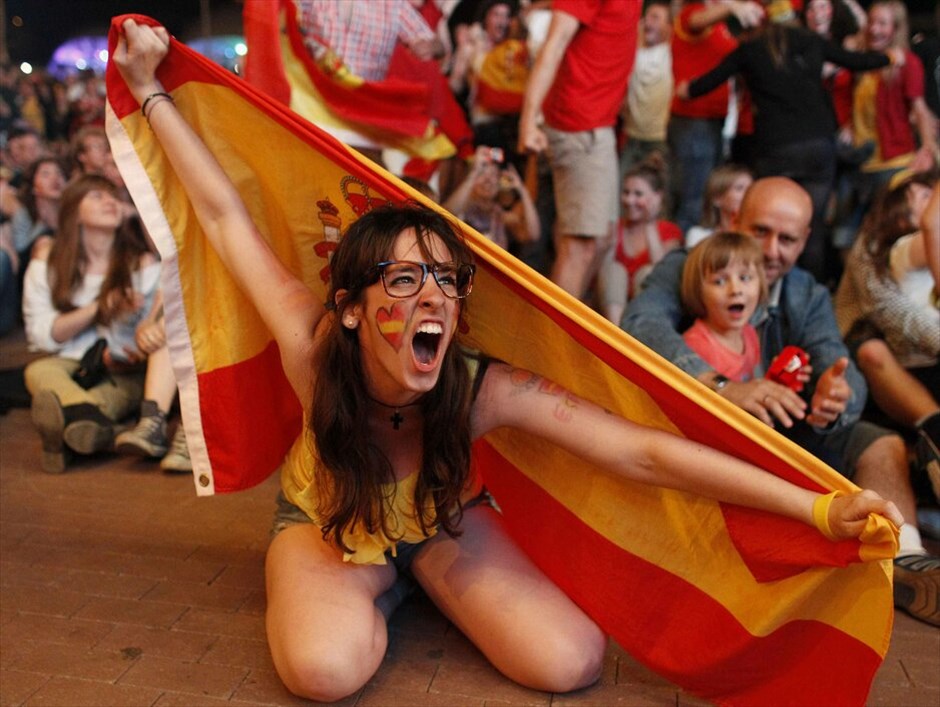 Euro 2012 - Κροατία - Ισπανία (0-1) #1. Η πρωταθλήτρια Ευρώπης και κόσμου Ισπανία πήρε το εισιτήριο για τα προημιτελικά του Euro 2012. Το γκολ του Χέσους Νάβας, στο 88ο λεπτό χάρισε τη νίκη στους «φούριας ρόχας» επί της Κροατίας με 1-0, στο τρίτο και τελευταίο ματς του Γ΄ ομίλου του τουρνουά.