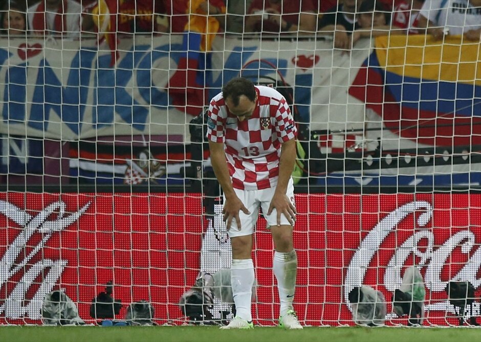 Euro 2012 - Κροατία - Ισπανία (0-1) #10. Η πρωταθλήτρια Ευρώπης και κόσμου Ισπανία πήρε το εισιτήριο για τα προημιτελικά του Euro 2012. Το γκολ του Χέσους Νάβας, στο 88ο λεπτό χάρισε τη νίκη στους «φούριας ρόχας» επί της Κροατίας με 1-0, στο τρίτο και τελευταίο ματς του Γ΄ ομίλου του τουρνουά.