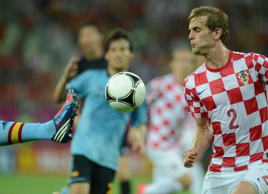 Euro 2012 - Κροατία - Ισπανία (0-1) #26. Η πρωταθλήτρια Ευρώπης και κόσμου Ισπανία πήρε το εισιτήριο για τα προημιτελικά του Euro 2012. Το γκολ του Χέσους Νάβας, στο 88ο λεπτό χάρισε τη νίκη στους «φούριας ρόχας» επί της Κροατίας με 1-0, στο τρίτο και τελευταίο ματς του Γ΄ ομίλου του τουρνουά.