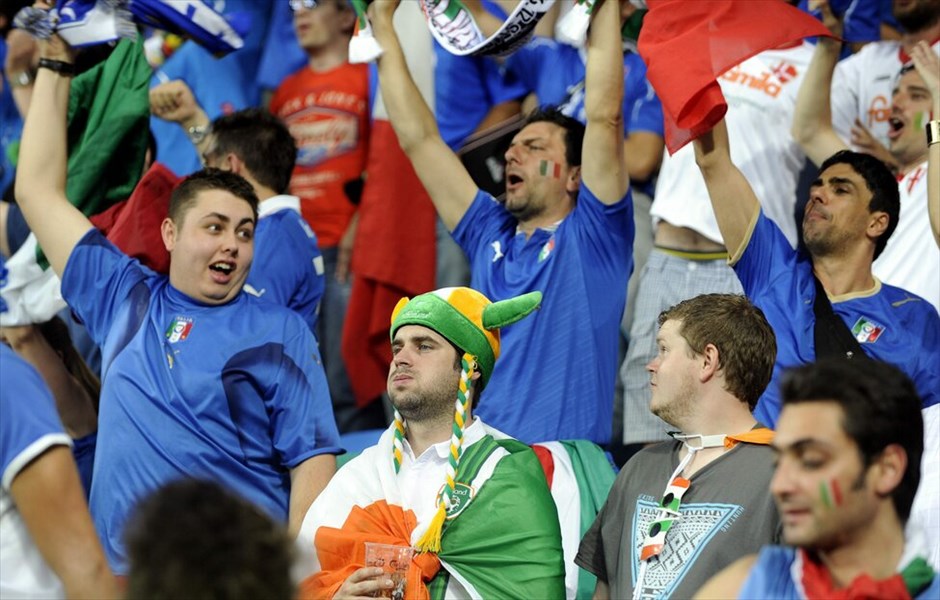 Euro 2012 - Ιταλία - Ιρλανδία (2-0) #25. Με γκολ των Κασάνο και Μπαλοτέλι, η Ιταλία επικράτησε 2-0 της Ιρλανδίας και προκρίθηκε στους «8» του Euro 2012.