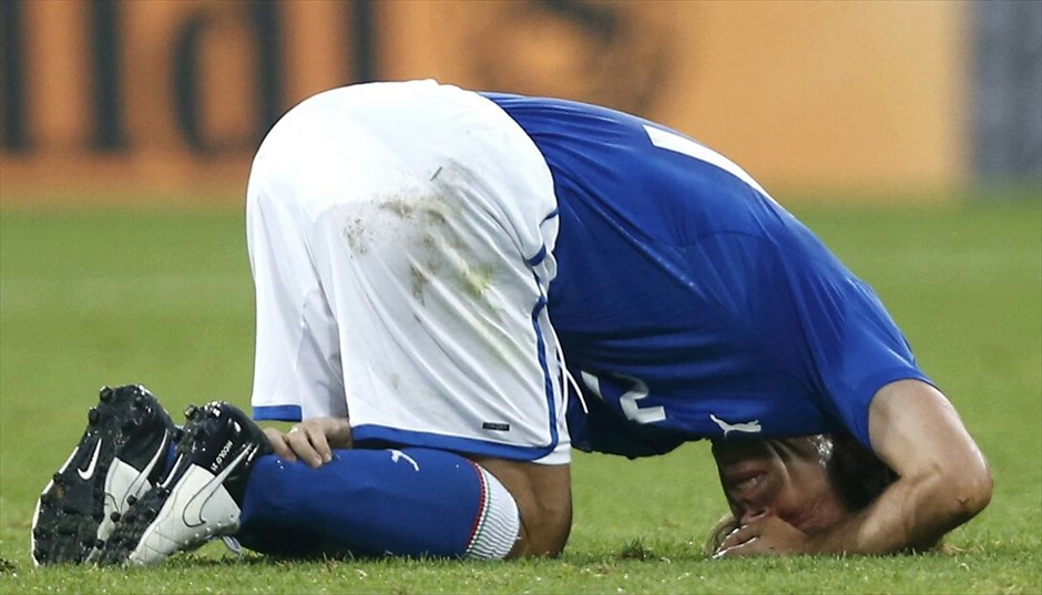Euro 2012 - Ιταλία - Ιρλανδία (2-0) #26. Με γκολ των Κασάνο και Μπαλοτέλι, η Ιταλία επικράτησε 2-0 της Ιρλανδίας και προκρίθηκε στους «8» του Euro 2012.