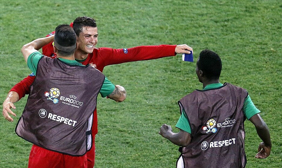 Euro 2012 - Πορτογαλία - Ολλανδία (2-1) #8. Με πρωταγωνιστή και σκόρερ τον Κριστιάνο Ρονάλντο, η Πορτογαλία επικράτησε 2-1 της Ολλανδίας και προκρίθηκε στα προημιτελικά.