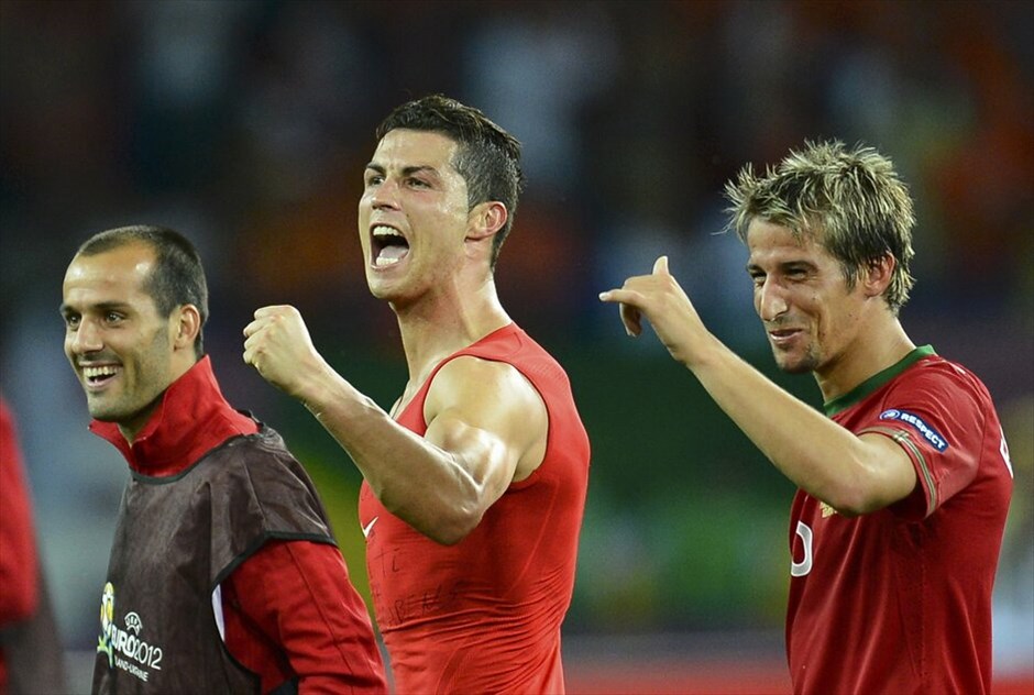 Euro 2012 - Πορτογαλία - Ολλανδία (2-1) #10. Με πρωταγωνιστή και σκόρερ τον Κριστιάνο Ρονάλντο, η Πορτογαλία επικράτησε 2-1 της Ολλανδίας και προκρίθηκε στα προημιτελικά.