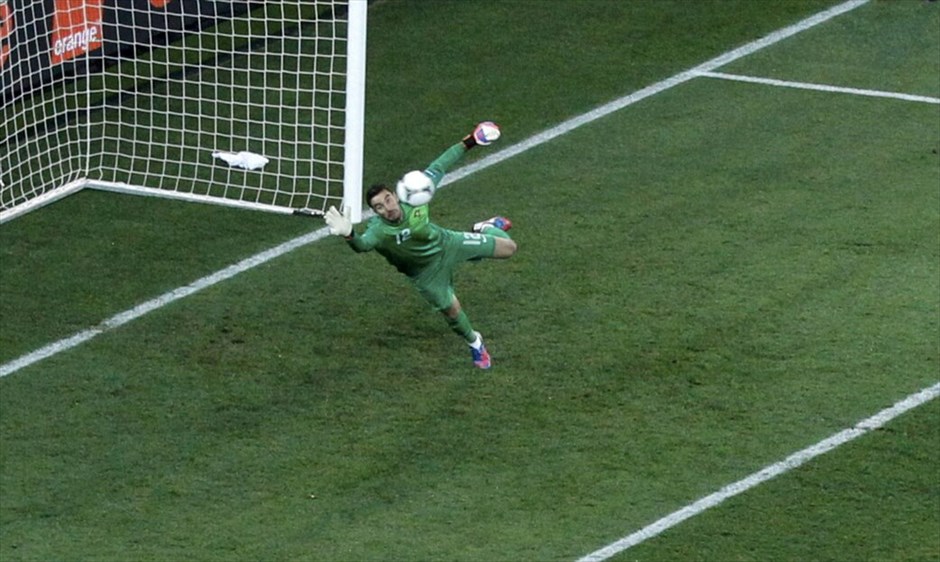 Euro 2012 - Πορτογαλία - Ολλανδία (2-1) #25. Με πρωταγωνιστή και σκόρερ τον Κριστιάνο Ρονάλντο, η Πορτογαλία επικράτησε 2-1 της Ολλανδίας και προκρίθηκε στα προημιτελικά.